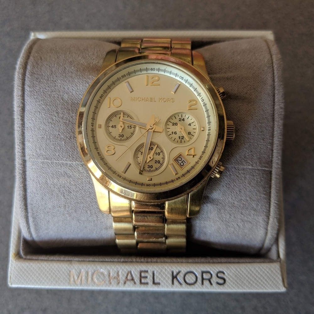 Michael Kors Gold Watch - Picture 1 of 2